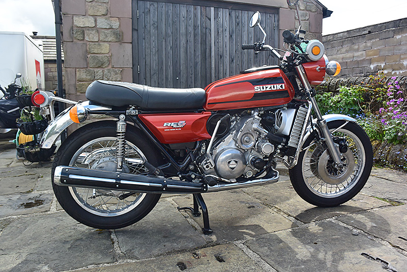 suzuki re5